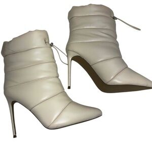 Steve Madden Cloak Cream Puffer Stiletto Booties Size 8